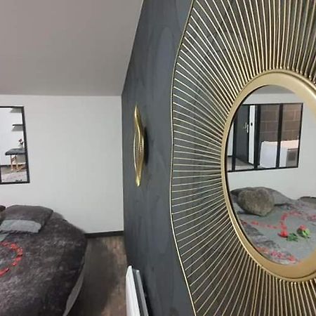 Love Rooms De La Presqu'Ile Saint-Vincent-de-Paul  Exterior photo